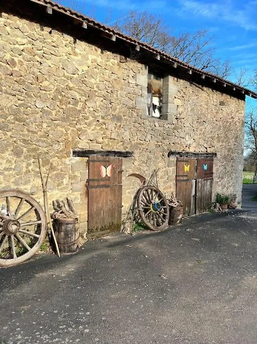 Gite Lamalpapoche Quezac  Holiday home